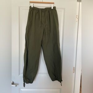 Aritzia Wilfred Forest Green Utility Pants